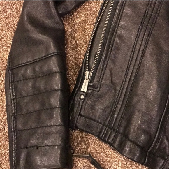 Michael Kors Black Leather Moto Jacket Size Medium - Picture 3 of 5